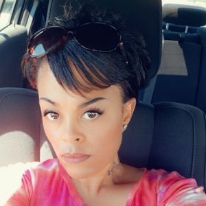 Meet your Posher, Latoya